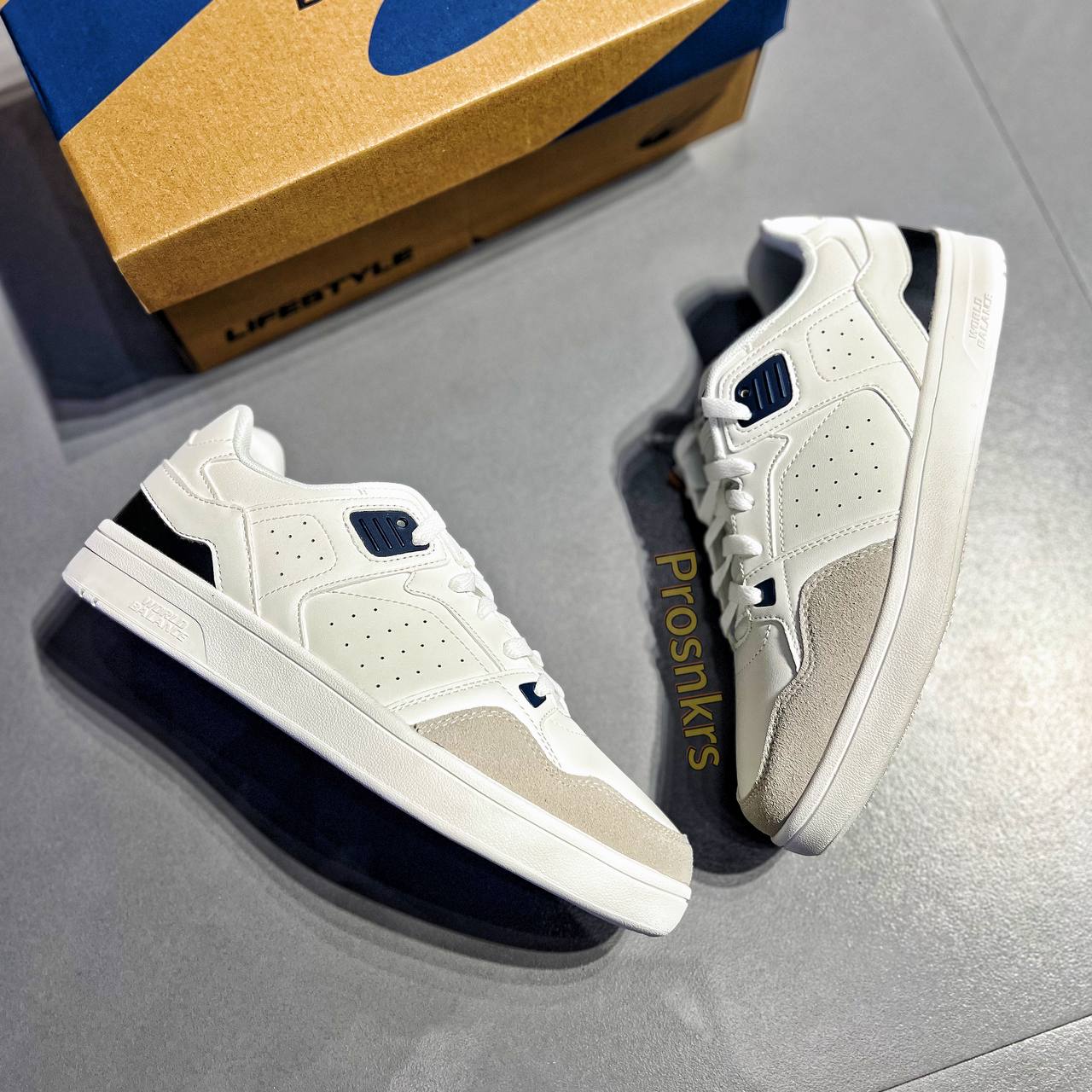 WORLD BALANCE “CORE COURT” – White | Cream | Navy