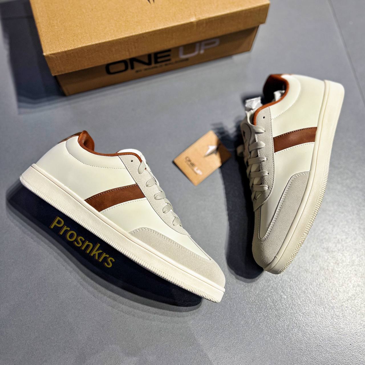 ONE UP “VINTAGE LINE” – Cream | Brown | Retro Inspired